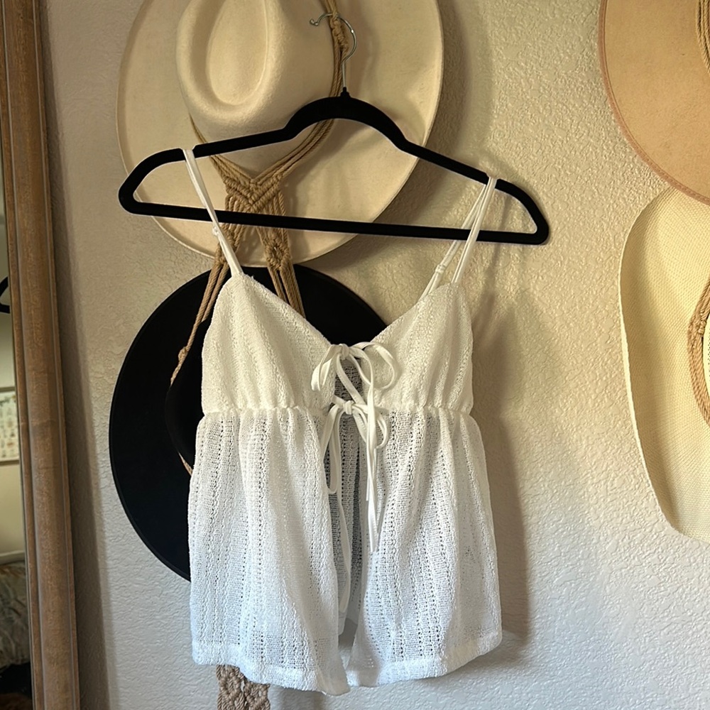 Adorable, white knit and sequence set